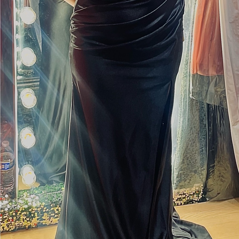 Elegant Black Sequin Prom Gown - Picture 3 of 3